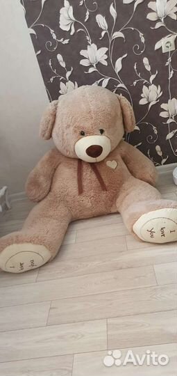 Плюшевый медведь