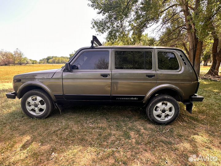LADA 4x4 (Нива) 1.7 МТ, 2018, 125 000 км