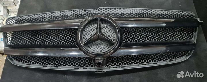 Решетка радиатора Mercedes GL166 / GLS166