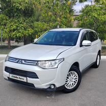 Mitsubishi Outlander 2.0 CVT, 2013, 192 000 км, с пробегом, цена 1 050 000 руб.