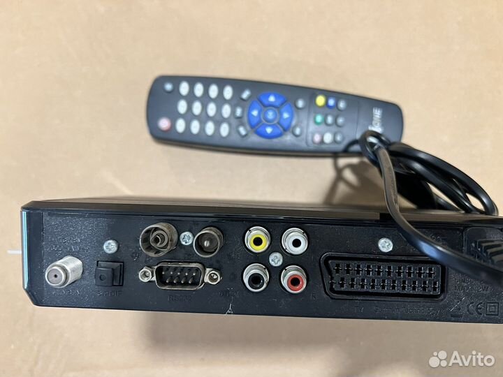 Спутниковый ресивер Gione S1026