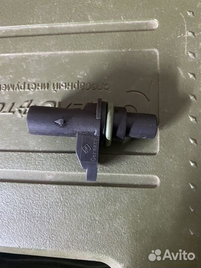 Датчик распредвала bmw 1 438 082 f