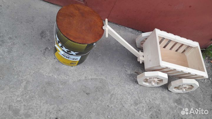 Телега деревянная декоративная