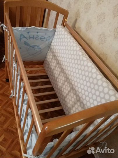 Детская кроватка