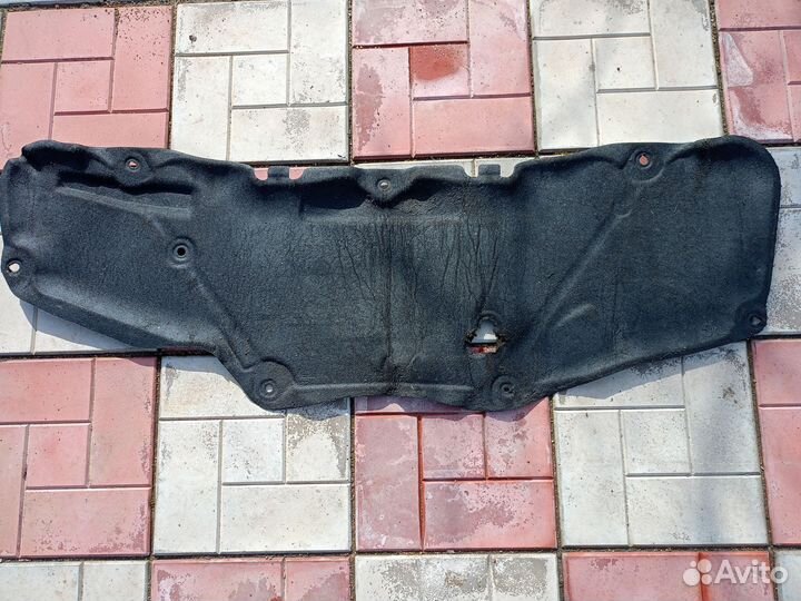 Шумоизоляция(утеплитель) капота