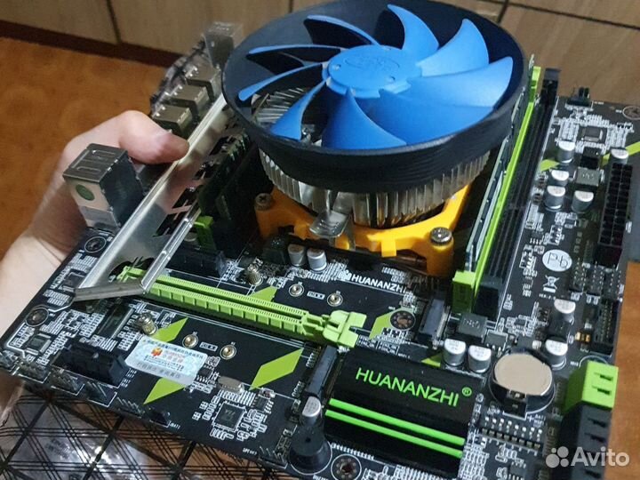 Комплект 2011 сокет 8 ядер 40гб