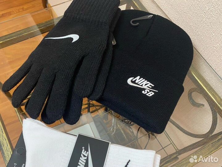 Комплект 3в1 найк Шапка и перчатки Nike