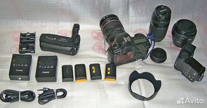 Фотоаппарат Canon EOS 5D Mark II