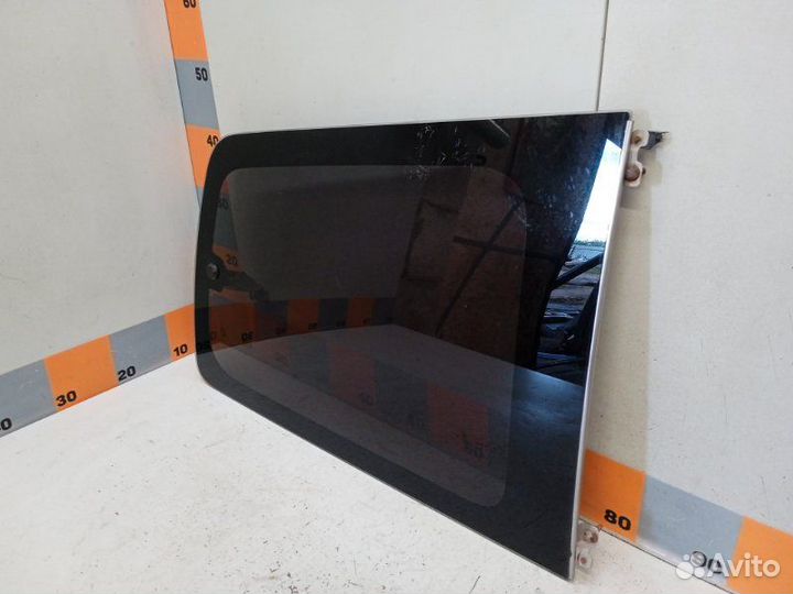Стекло глухое зад. правое Mitsubishi Pajero 3 3.5
