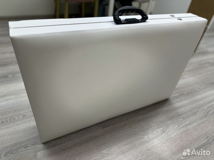 Массажная кушетка складная