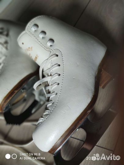 Фигурные коньки Risport excellence 215