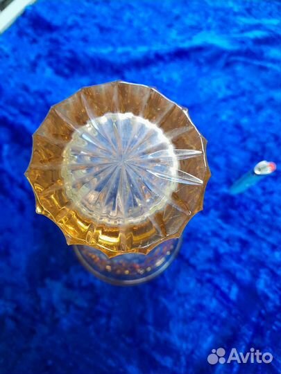 Ваза для цветов СССР из цветного стекла