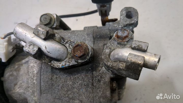 Компрессор кондиционера Toyota Corolla E12