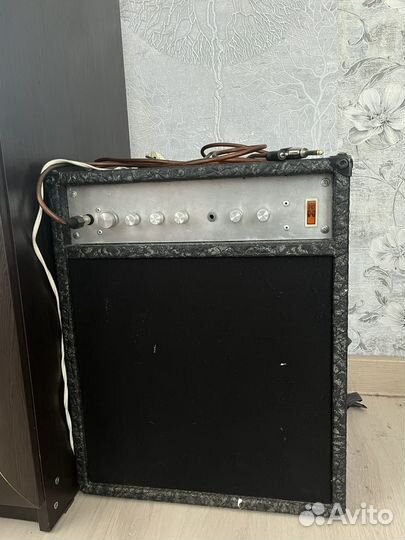 Электрогитара с комбиком Crafter