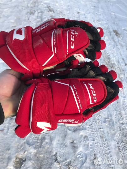 Краги хоккейные 14