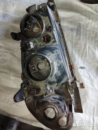 Фара на Toyota Caldina 2 левые