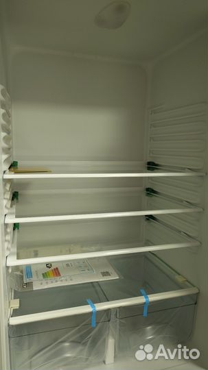 Холодильник новый