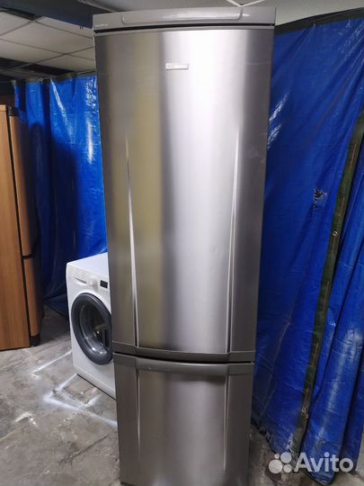 Холодильник electrolux