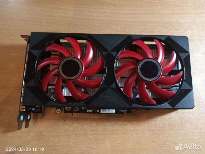 Видеокарта AMD Radeon RX 560 4GB XFX На запчасти