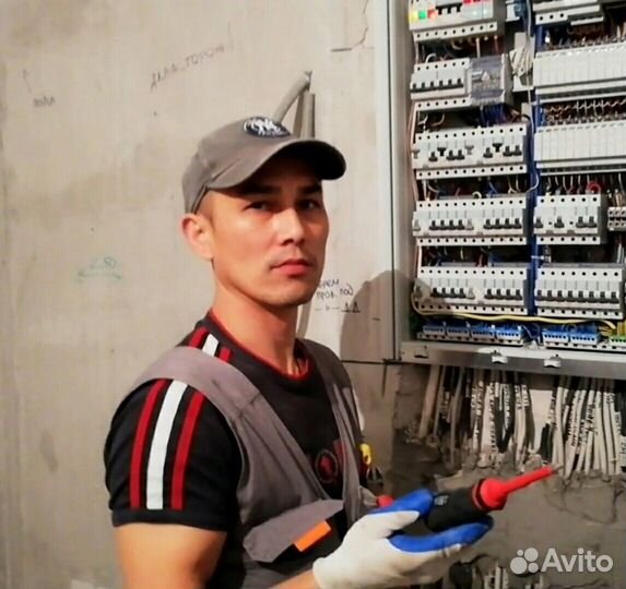 Услуги электрика и сантехника Срочный выезд