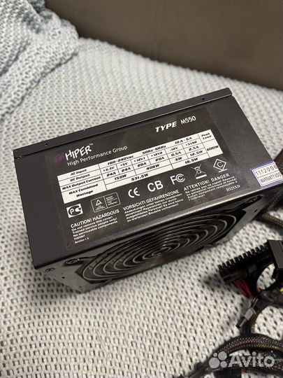 Блок питания Hiper m550