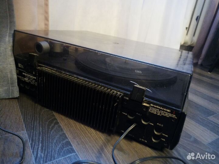 Проигрыватель Электроника Д1-012-стерео