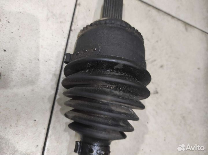 Привод передний левый Outlander 1 CU 2003-2009 4WD