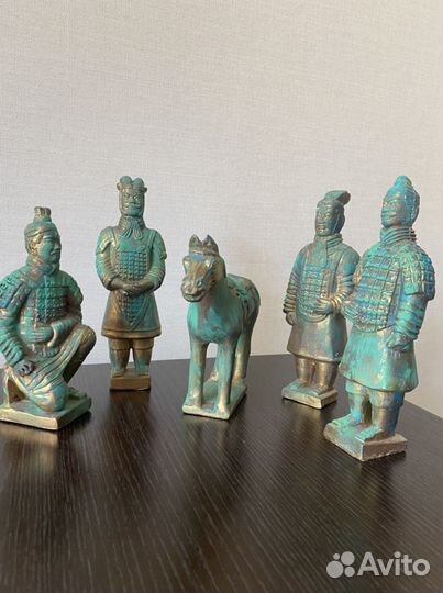 Фигурки солдатов китайской армии гипс