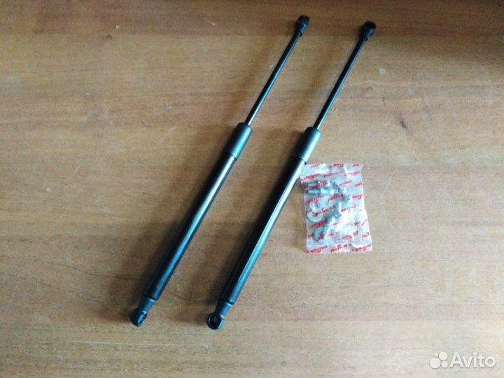 Амортизатор капота LADA Largus 2012 - Н.в