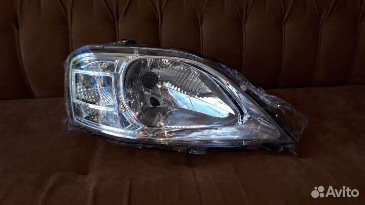Фара renault logan/LADA largus Логан/Ларгус