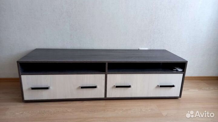Тумба под телевизор