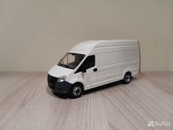 Газель Некст A31R32 белый, Н656