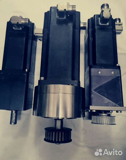 Шаговые двигатели