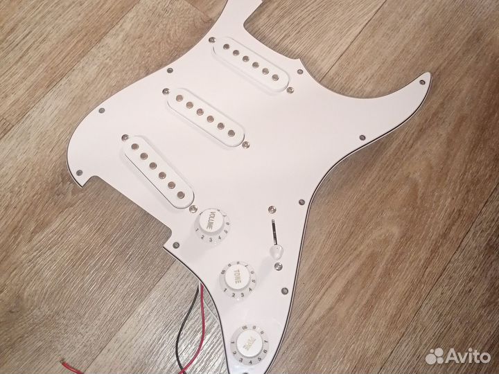 Пикгард для Stratocaster с 3 синглами
