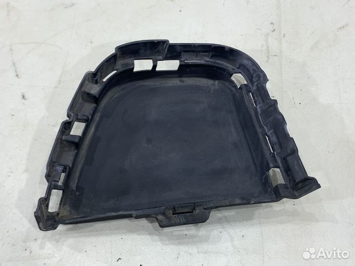 Воздуховод переднего бампера Porsche Macan 95B