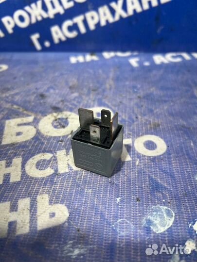 Реле Audi A8D3 седан 2005