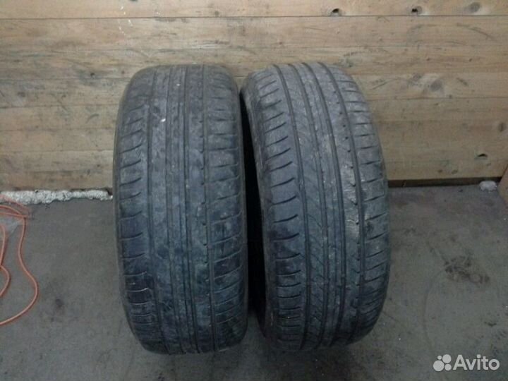 Goodyear EfficientGrip 235/55 R18