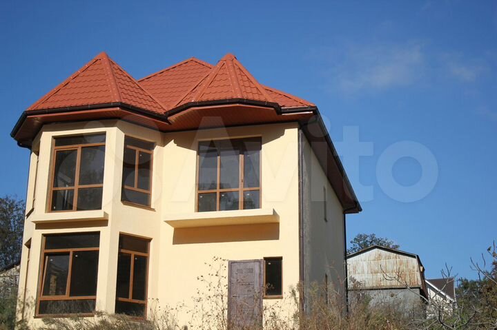 Дом 160 м² на участке 5 сот.