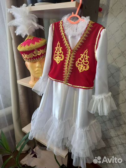 Казахские костюмы на девочек