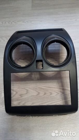 Рамка головного устройства Nissan Qashqai J10