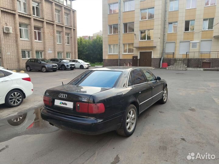 Audi A8 4.2 AT, 1998, 400 000 км