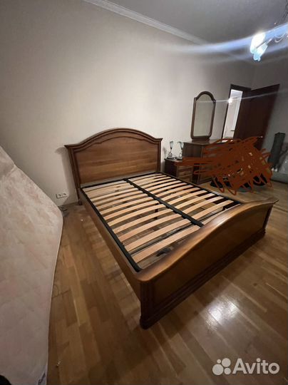 Кровать Италия массив с матрасом tomasella epoca