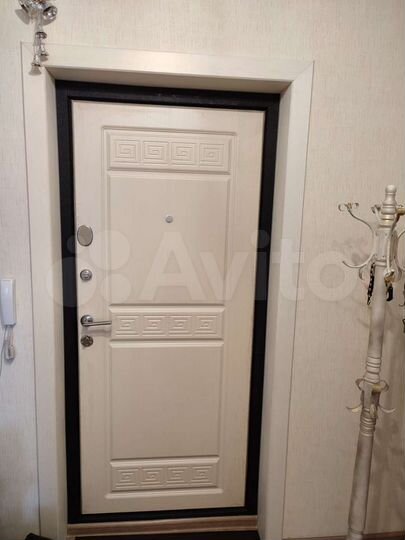 2-к. квартира, 57 м², 5/9 эт.