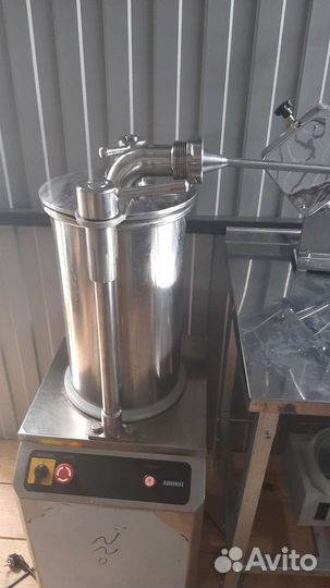 Шприц колбасный гидравлический