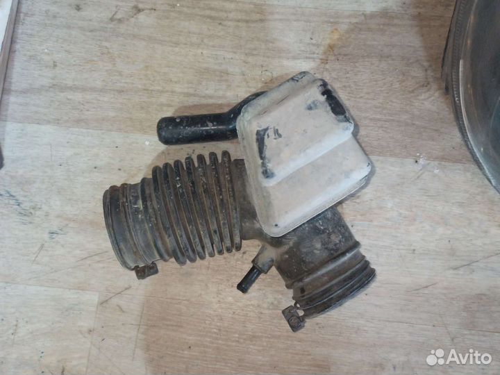 Патрубок кофра воздушная Hyundai Sonata EF бета