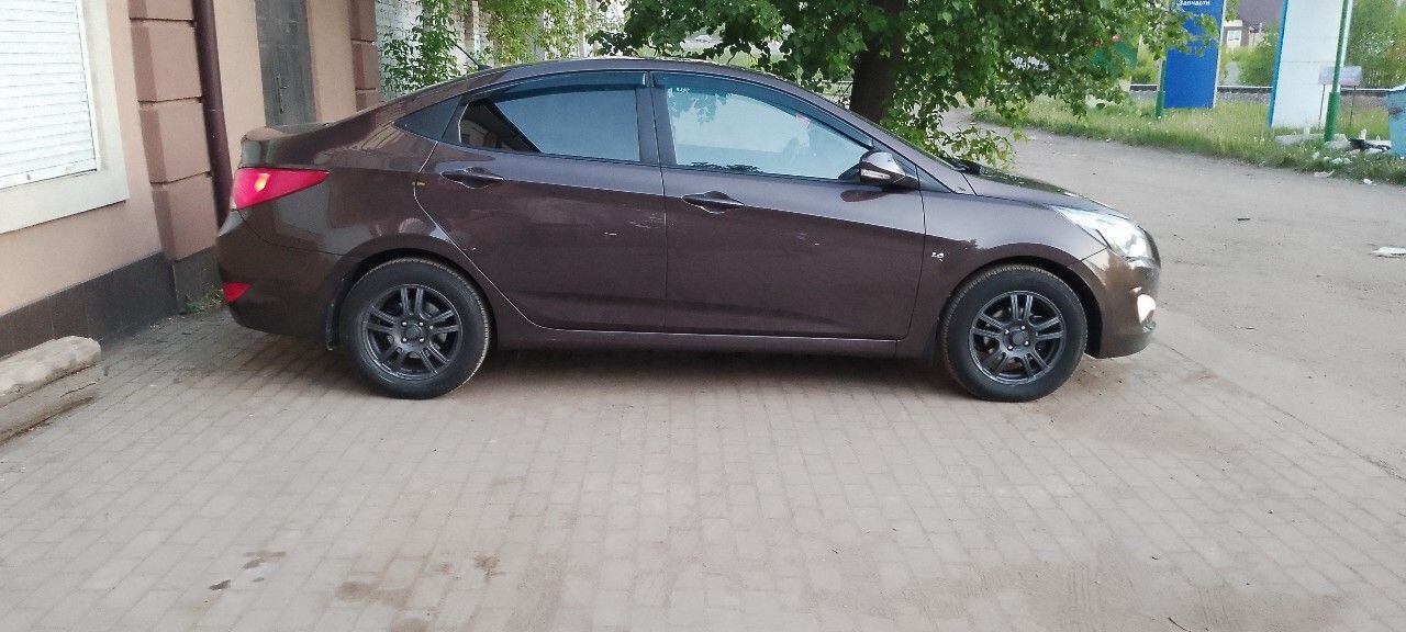 Hyundai Solaris: фото владельца