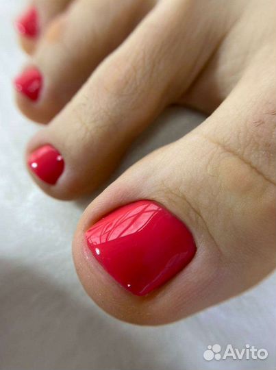 Маникюр, педикюр