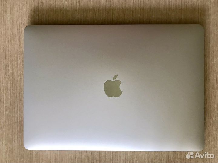 Apple macbook air 13 2022 m1 16/512 8GPU новый