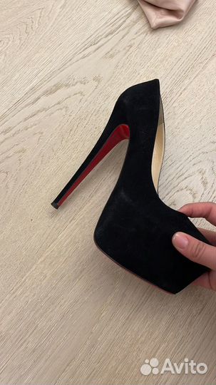 Christian louboutin босоножки 38/5 оригинал