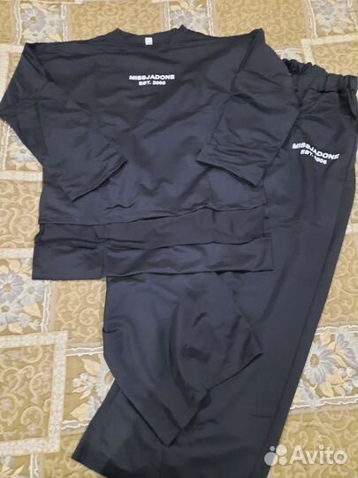 Спортивный костюм женский новый